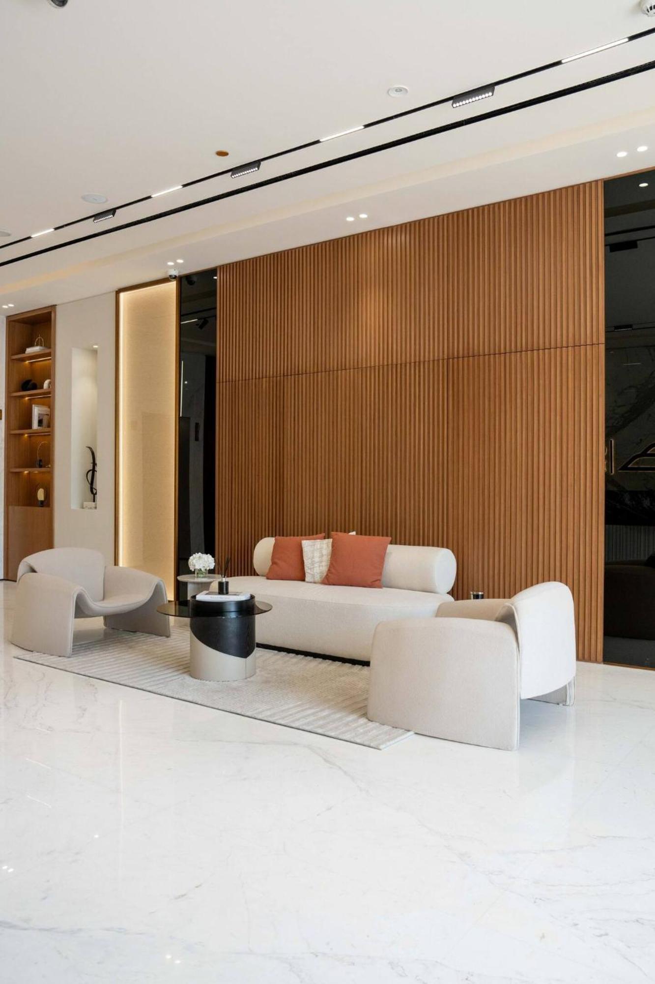 Fully Furnished 1br With Balcony Dubai